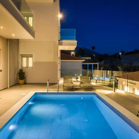 ארגוסטולי Summertime Villas מראה חיצוני תמונה